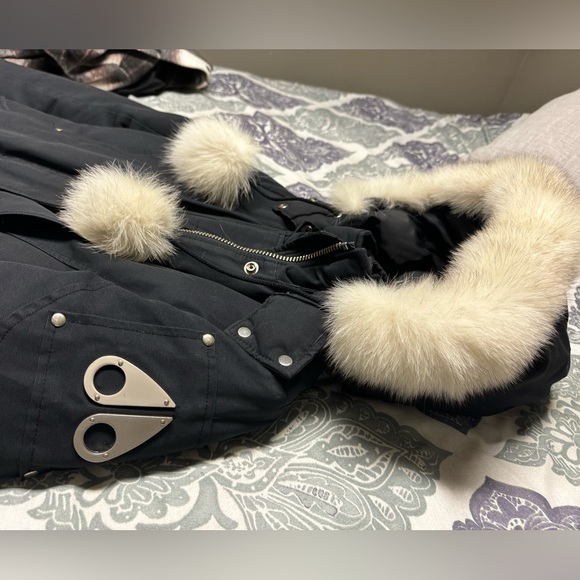 Black Moose knuckles jacket. - Picture 2 of 5